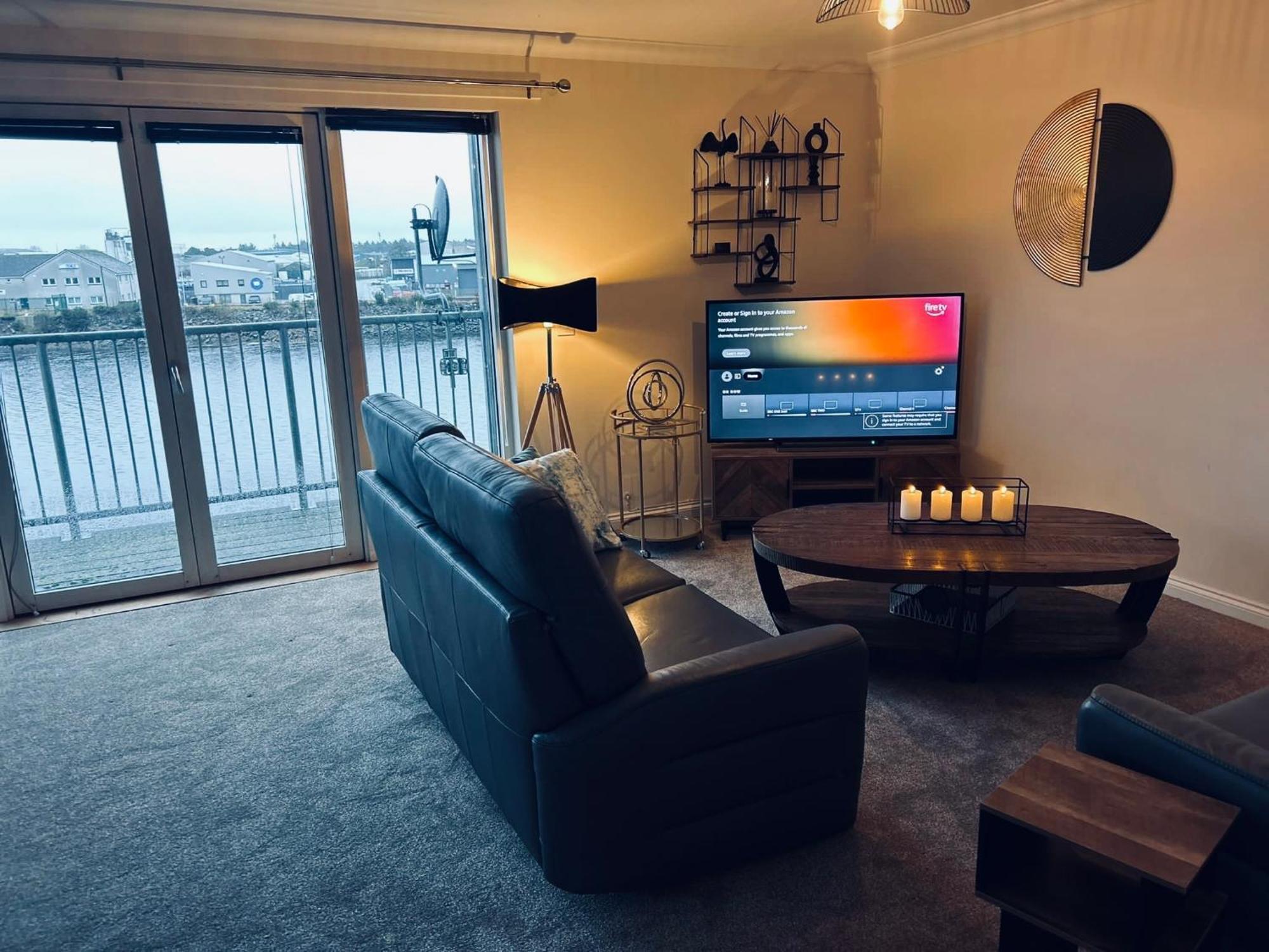 Central Cosy Riverview Apartment 2 Bed, 2 Bath, Free Parking / Wifi Inverness Dış mekan fotoğraf